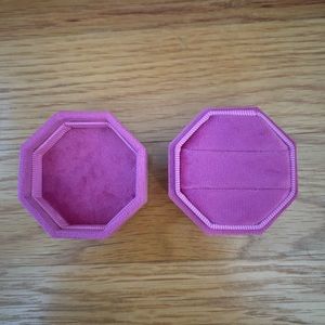 Fuschia ring box